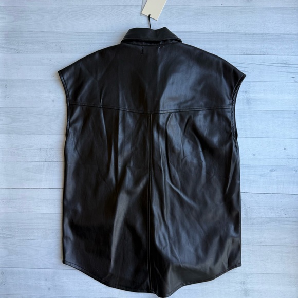 NWT Elan Black Faux Leather Florence  Sleeveless Button Down Collared Top S - Picture 7 of 8